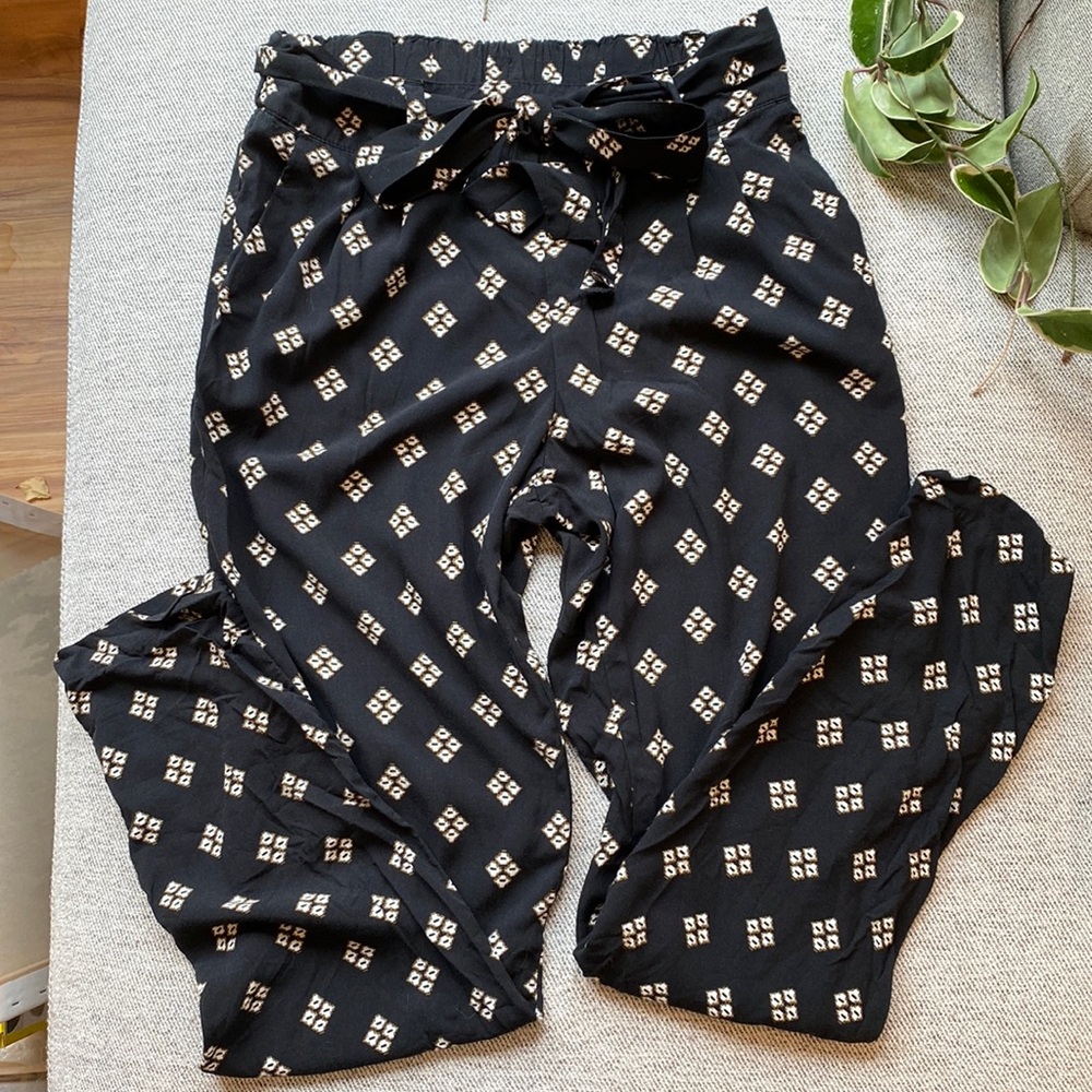 Flowy black long pants size small